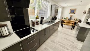 Photo 16- click for photo gallery